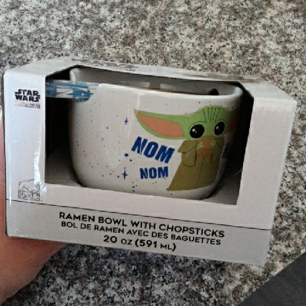 Star Wars Mandalorian Grogu Ramen Bowl with Chopsticks - White, Green, Blue